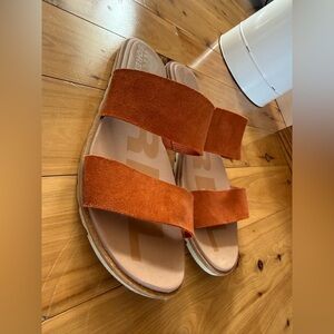 Sorel Women's Ella II Slide Sandals - Desert Sun, Chalk Size 8 - EUC
